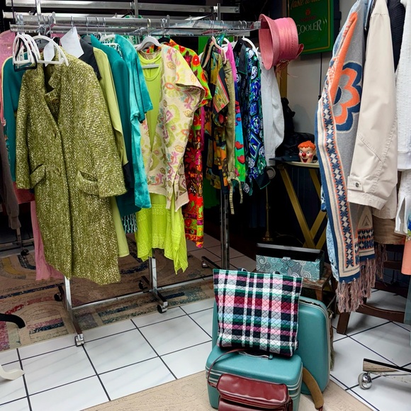 Spring Summer 2026 Collection Preview at @lisaosnow - Picture 3 of 16